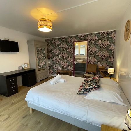 Bed and Breakfast Manoir De La Houlette Saint-Pierre-du-Vauvray Exterior foto